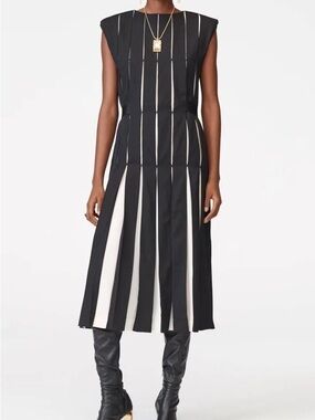 Zara WOOL BLEND BOX PLEAT DRESS